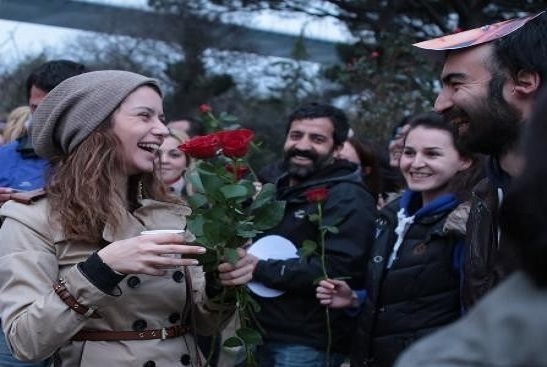 Beren Saatla belə vidalaşdılar