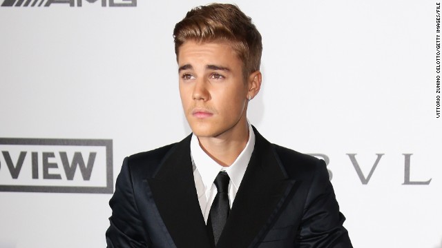 Castin Biber zədələnib