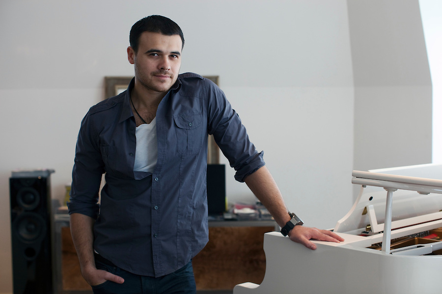 Emin: “Bir gün peşəkar aktyor ola bilər”