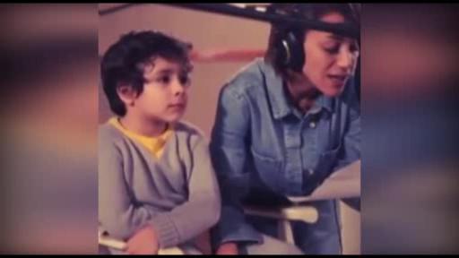 Röya Ayxan: “Hüseyn mənə oxumağı öyrədir”