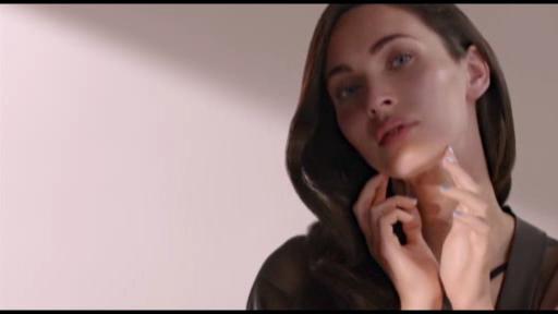 Meqan Foks kosmetika brendinin siması oldu 