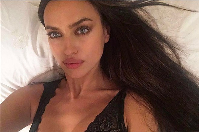 İrina Şeyk ana olduqdan sonra ilk dəfə - fotolar