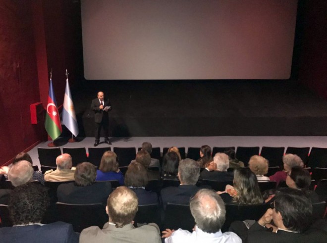 “Hədəf Bakıdır. Hitler neft uğrunda döyüşü necə uduzdu” sənədli filmi Argentinada nümayiş olunub