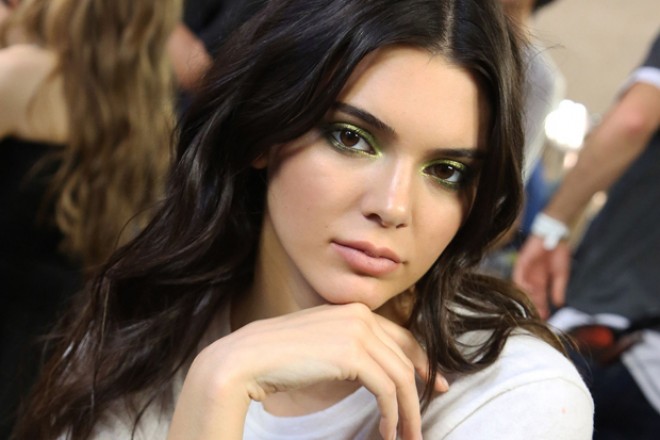 Kendall Cennerin 7 minlik qeyri-adi botları - foto