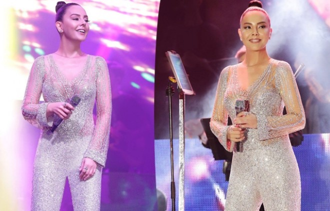 Ebru 15 min Svarovski qaşlı​, 15 kiloqramlıq tulum geyindi