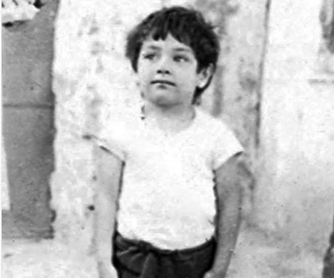 Aktyorun uşaqlıq fotosu