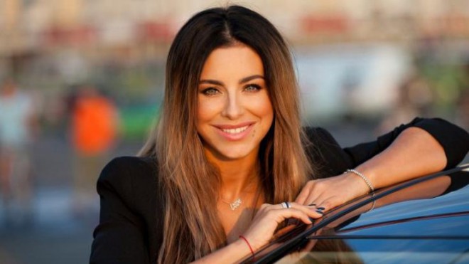 Ani Lorakın qarın əzələləri diqqət çəkdi - foto