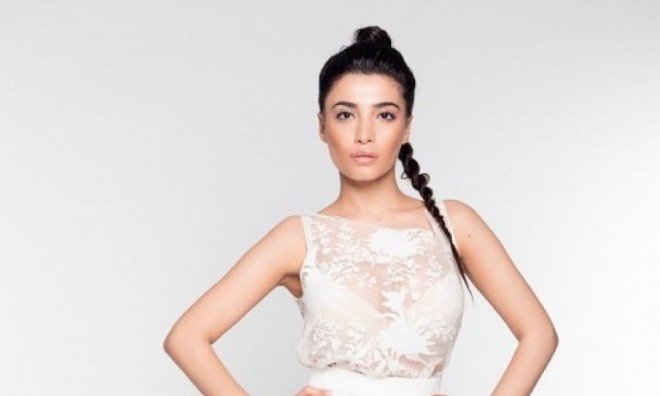 Səmra Rəhimlidən cəsarətli klip - video