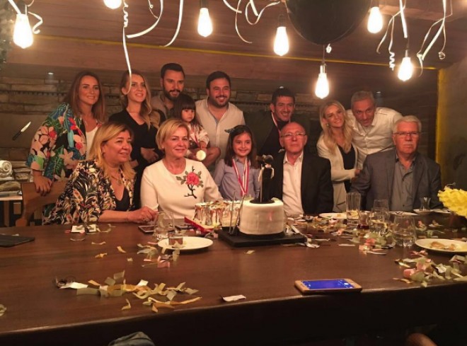 Sevgilisi Alişana sürpriz ad günü etdi