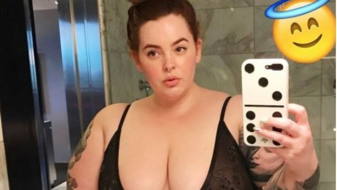 155 kiloqramlı model Tess Hollidey çılpaq şəklini yayımladı - foto