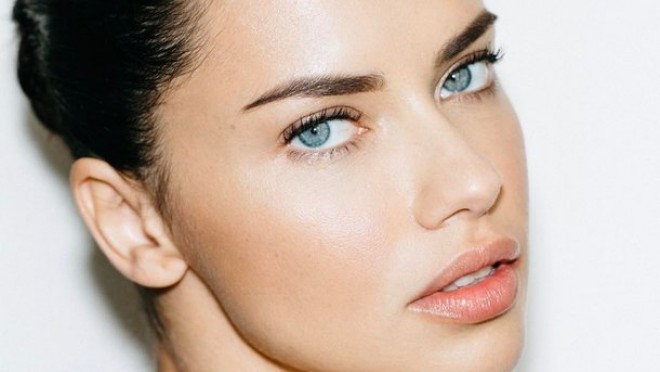 Adriana Lima: “Sevgilimlə çay” - foto