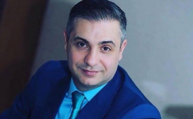 Rüfətə avtomobil hədiyyə olundu