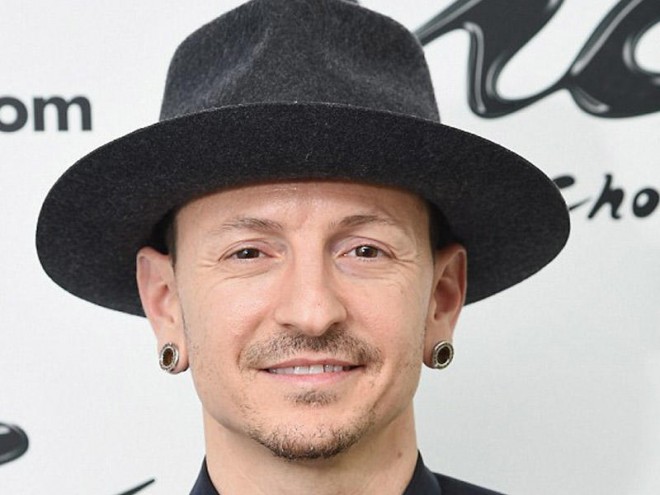 "Linkin Park"ın Çester Benninqtonu özünü öldürdü