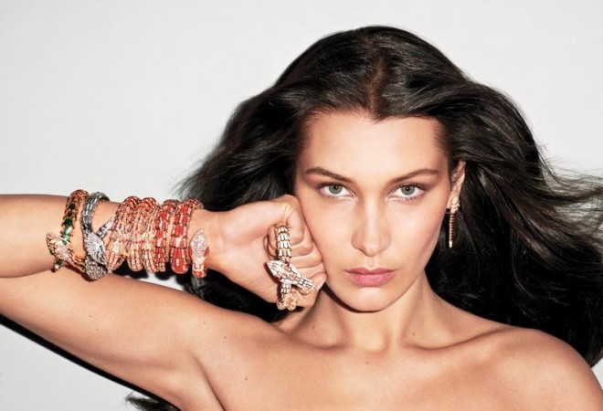 Bella Hadid "V Magazine" üçün kamera qarşısına keçdi - fotolar