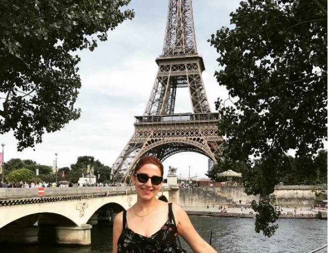 Xalq artistinin Paris macəraları davam edir - fotolar