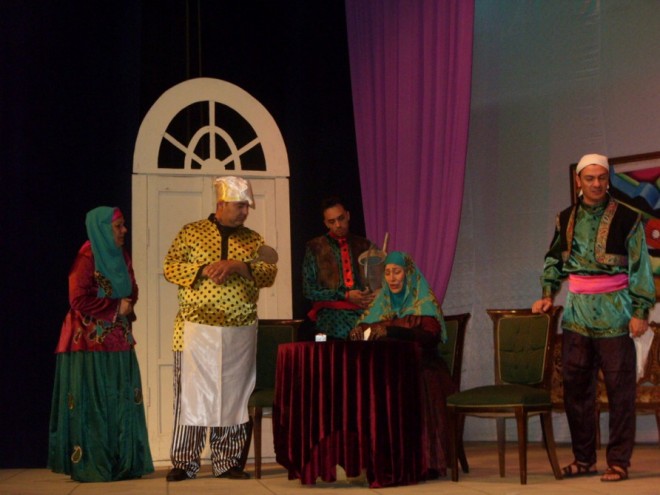 Musiqili Teatrın kollektivi Tehrandan qayıdıb