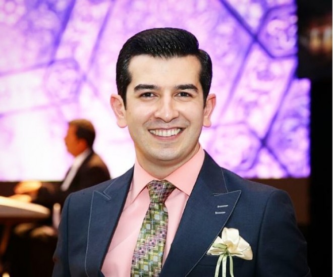 Azərbaycanlı teleaparıcı qız atası oldu