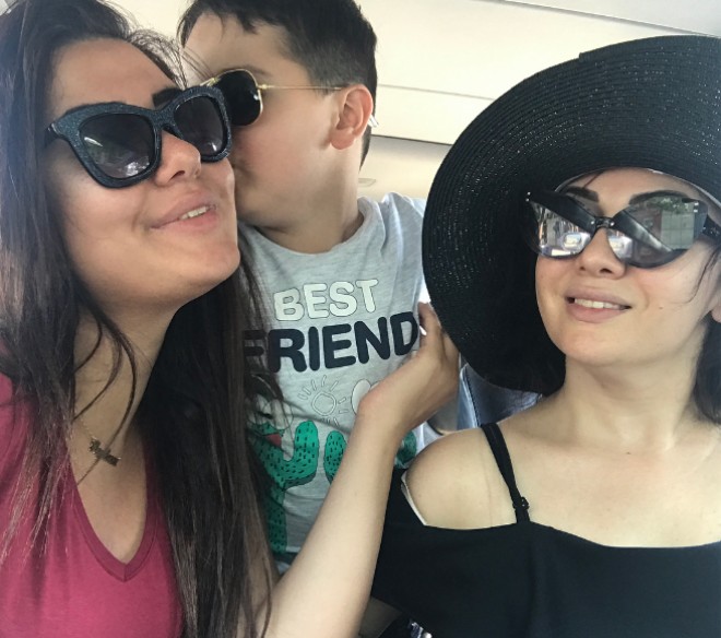 Fatimənin övladları ilə istirahət anları - foto