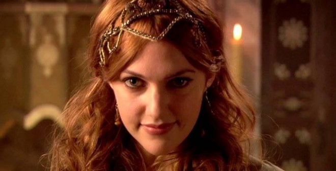 Məryəmi Şarliz Terona bənzətdilər - foto