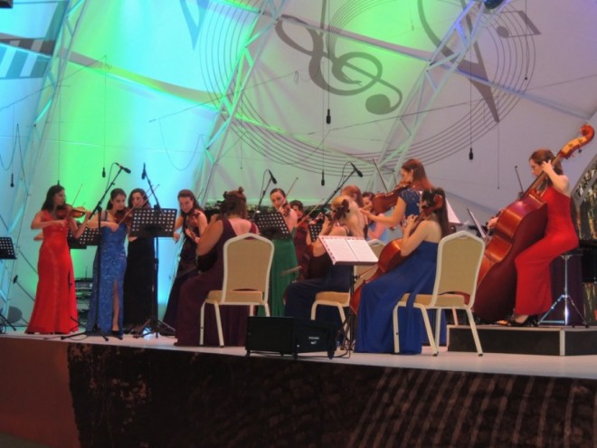 “Euronews” telekanalı “FeMusa” kamera orkestri barədə süjet yayımlayıb – fotolar