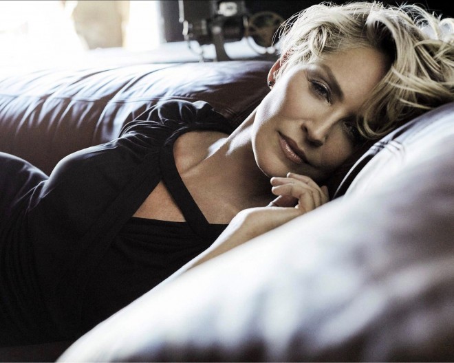 59 yaşlı Şeron Stoun “GQ” jurnalında - fotolar