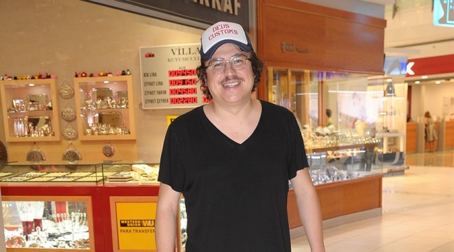 Eser “3 adam”ın filmində rol almayacaq