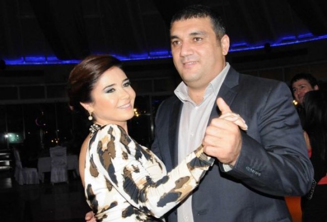 Elnərədən mükafat alan həyat yoldaşına: "Nəhayət ki, sənin də əziyyətin yerdə qalmadı"