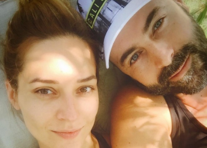 Aktrisa həyat yoldaşı ilə idman etdi - video