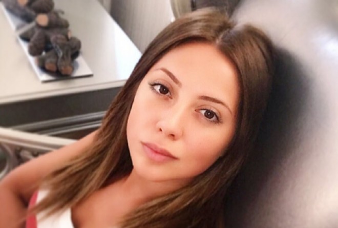 Ayan: “Səni gözləmək çox ağırdır...”