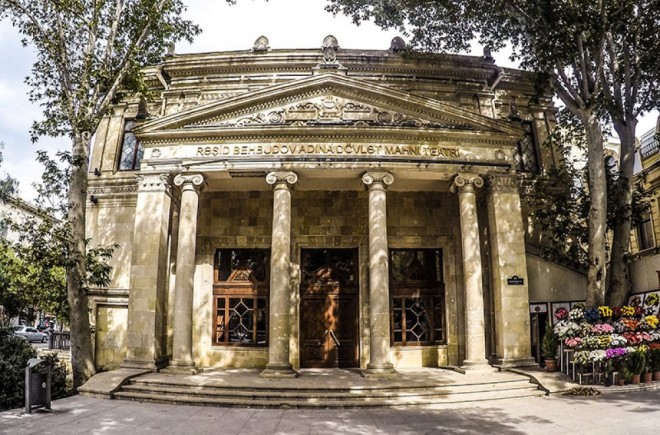 Mahnı Teatrı yeni mövsümün açılışına hazırlaşır