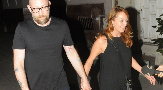 Aktrisa ilk dəfə əl-ələ görüntüləndi