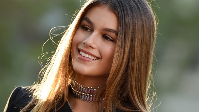 16 yaşlı Kaya Gerber “Vogue” jurnalında