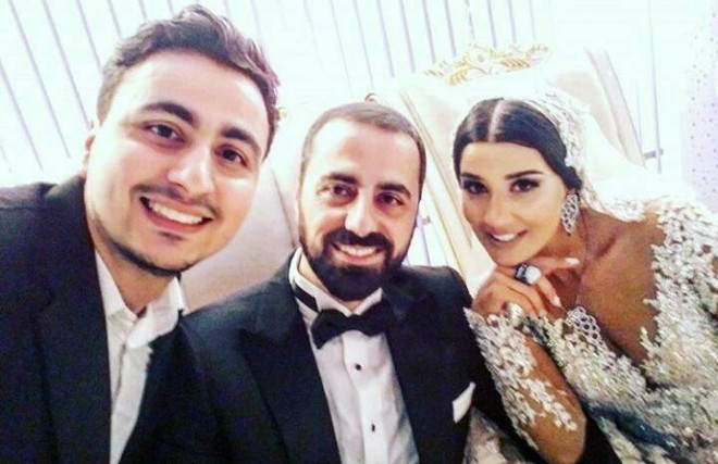 Mətanət qızının toyunda ona mahnı həsr etdi - videolar