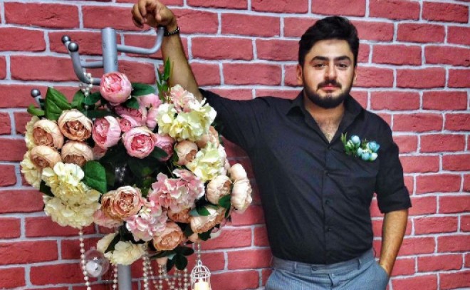 Aparıcıdan gülməli video