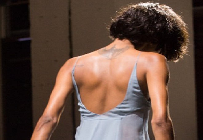 Cordanın podiumda çətin anları - foto