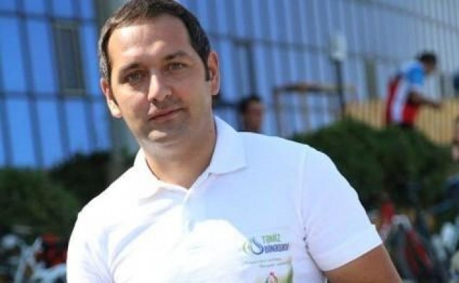 Elnurun evini yardılar