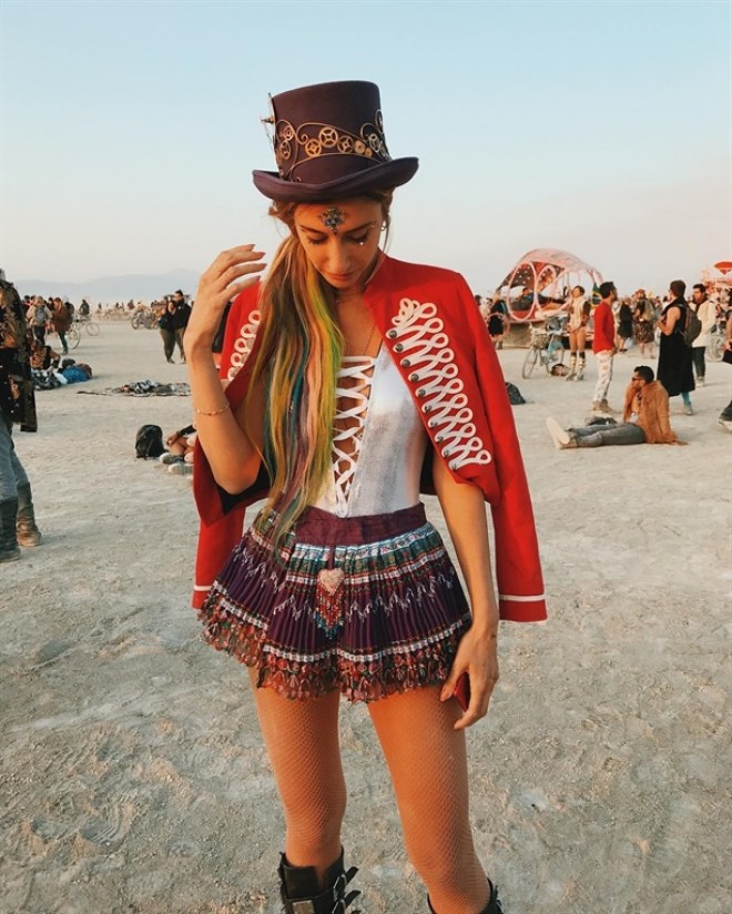 Şeyma Subaşının qatıldığı festivaldakı çətin anları - foto