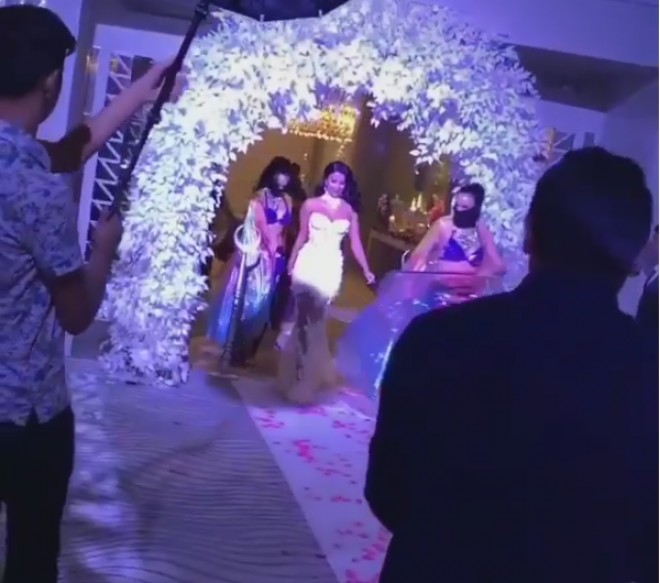 Mətanət Isgəndərlinin qızı Ülkərin xınası olub