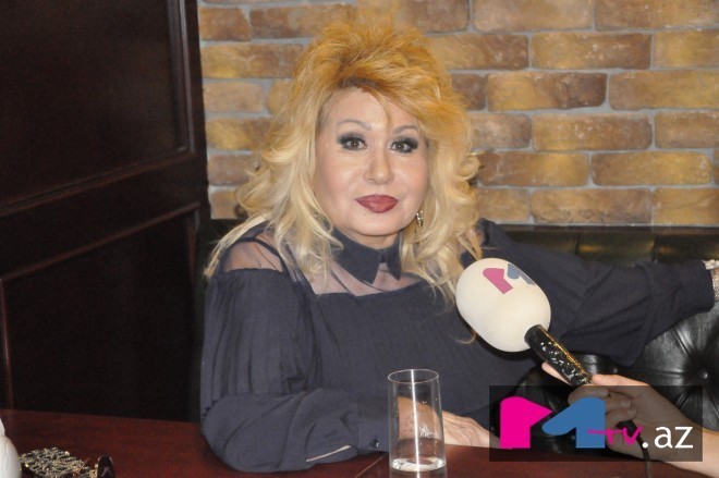 Nisə Qaımova: "46 il sənətdə olan müğənni düşüb küçəbəküçə..." - video