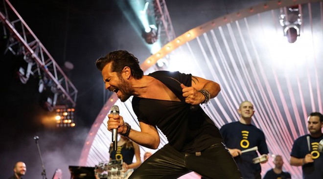 Kənan Doğulu sevənlərini coşdurdu