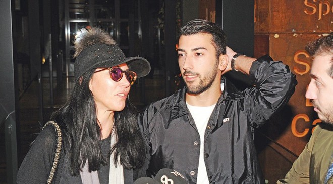 “Ana-oğul çox işləyirik”