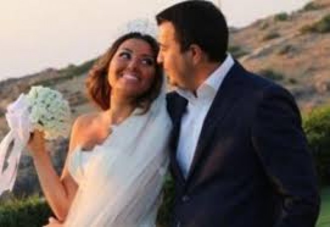 Safura qız anası oldu – fotolar