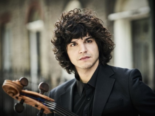 Azərbaycanlı violonçel ifaçısı İngiltərə səhnəsində