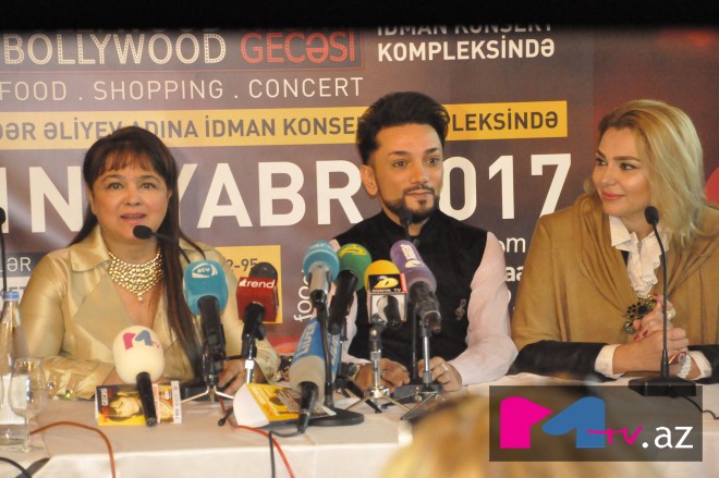 Hindistan estradasının madonnası: "Faiq Ağayevlə səhnəni bölüşmək şərəfdir" - foto