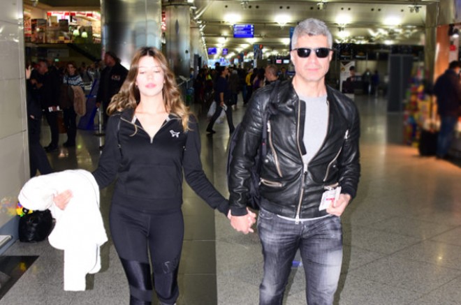 Özcanla sevgilisi əl-ələ -&nbsp;foto