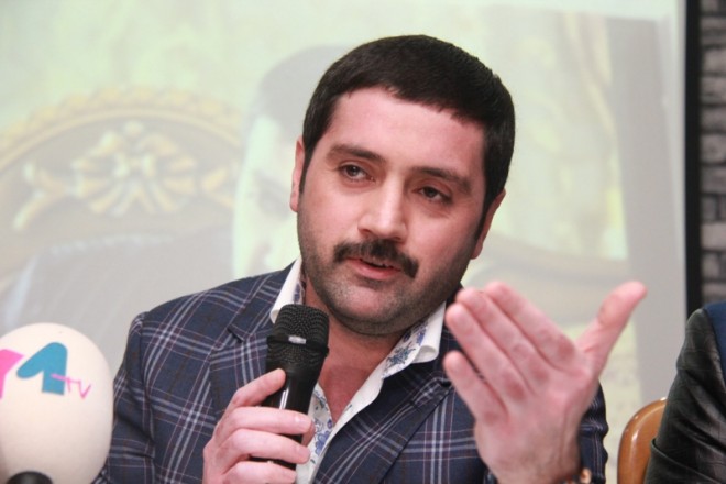 Özünü aktyor kimi sınayan İzzət Bağırov hədəfini MUZ TV Azərbaycan-a açıqladı