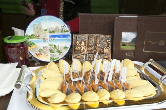 Azərbaycan "Milad Bayramı – Mədəniyyətlər sərgisi”ndə