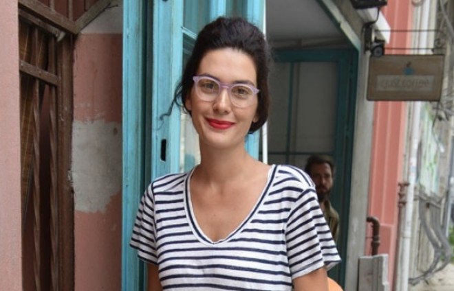 Bergüzar geyimi ilə diqqət çəkib