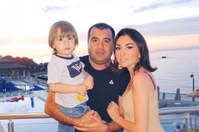 Safura həyat yoldaşının adını döymə etdirib