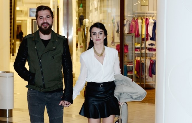 Neslişah Düzyatan ikinci dəfə hamilədir